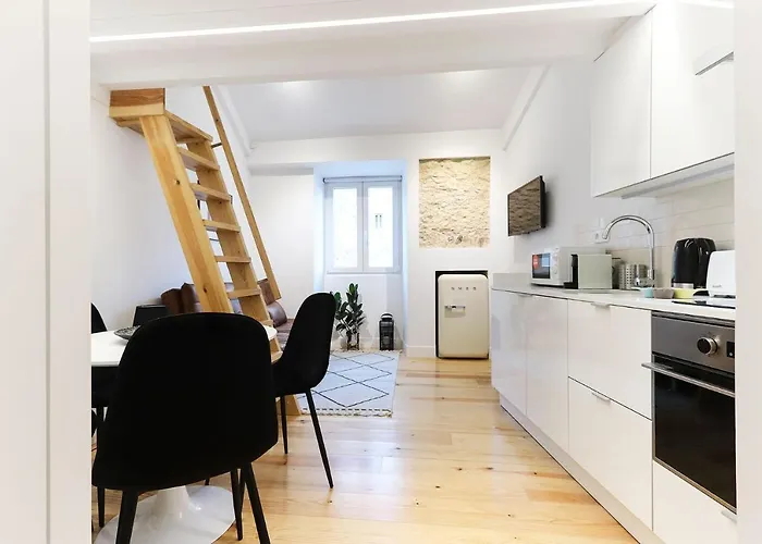 Charming Santos By Homing Lisbon