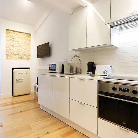 Apartment Charming Santos By Homing Lisbon